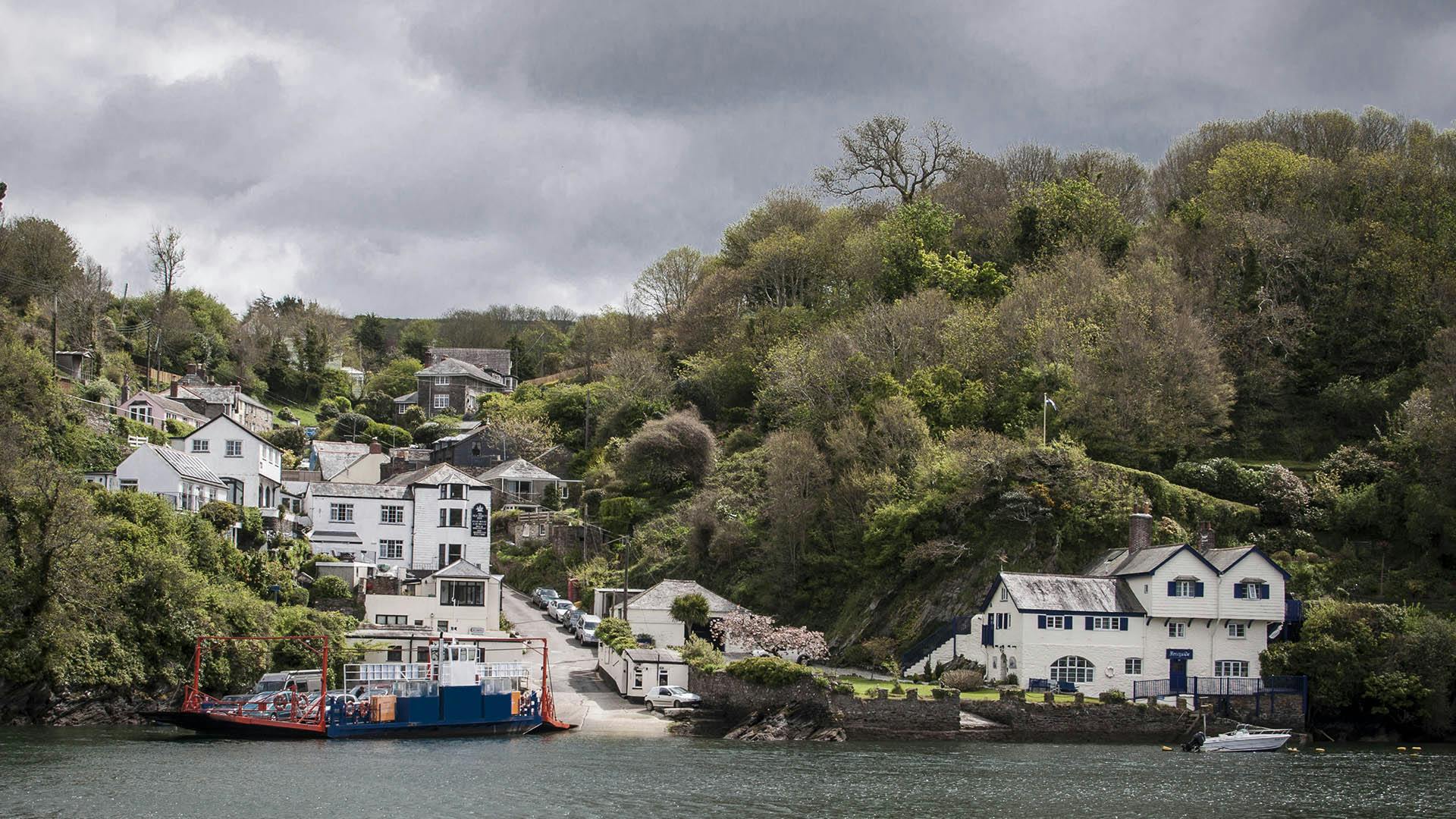 481WIDE-Ferryside-Bodinnick-Fowey.jpg