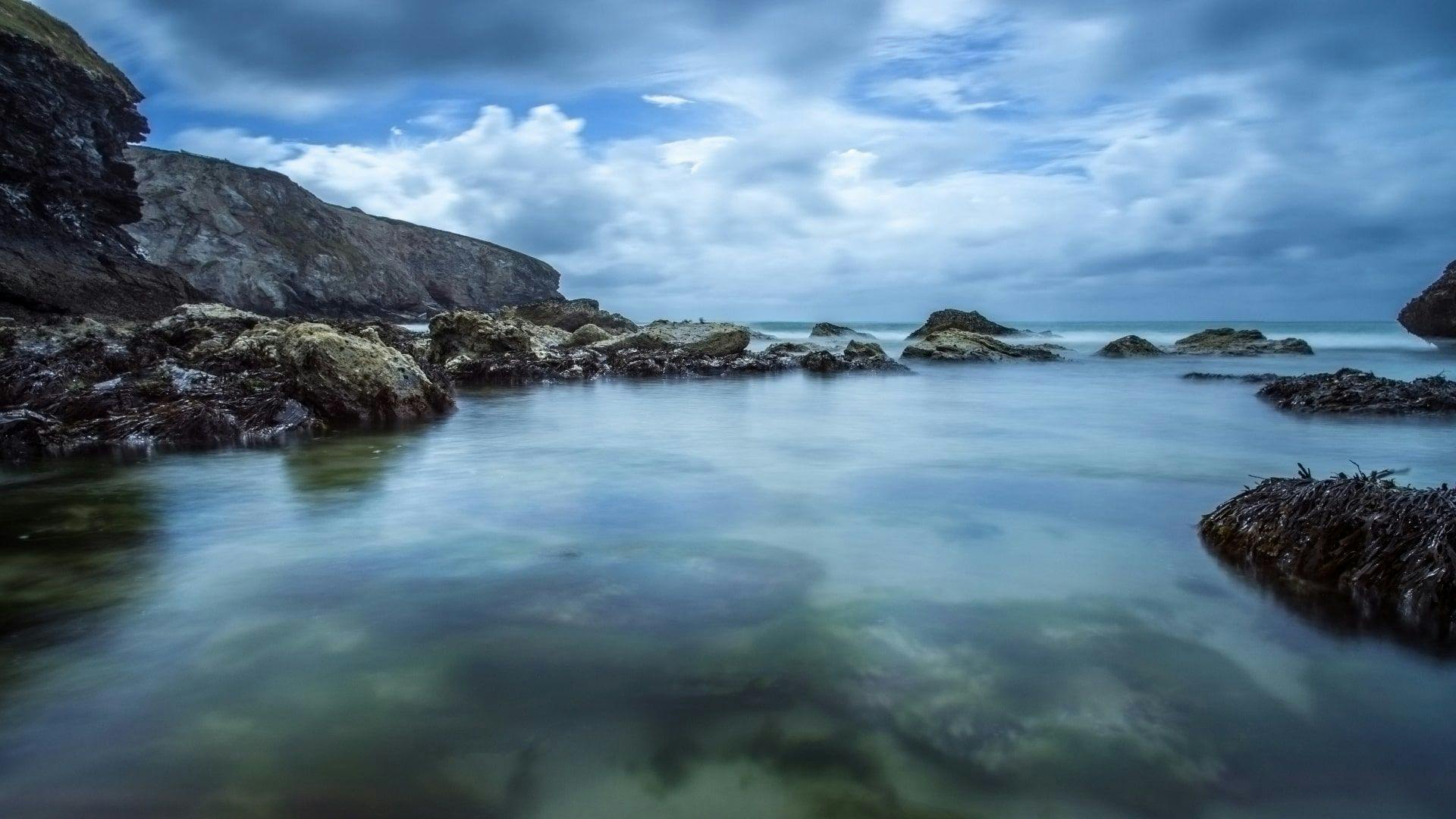 Porthtowan c Shutterstock VC (1)-min.jpg